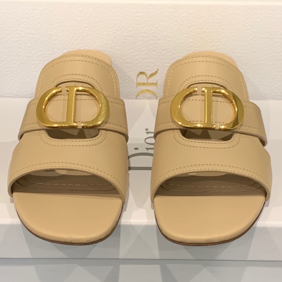 SOLD - Dior 30 Montaigne Nude Size 38.5 - Picture 2 of 6